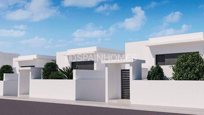 Elegant Detached Villas Close to the Golf Courses in Rojales