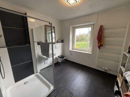 Tageslichtbad im Erdgeschoss