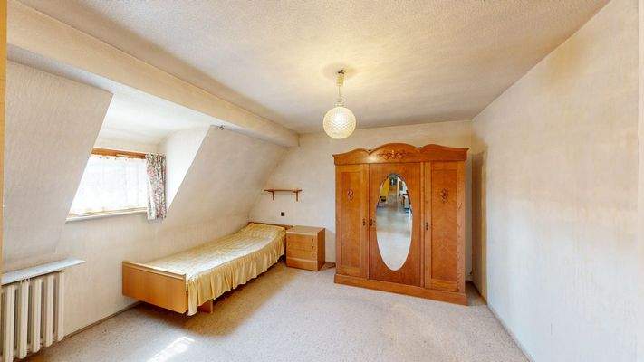Schlafzimmer 3 OG
