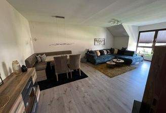 großzügiger Wohn-/Essbereich