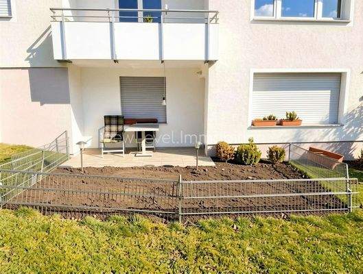 Terrassenansicht - (KI-opt.)