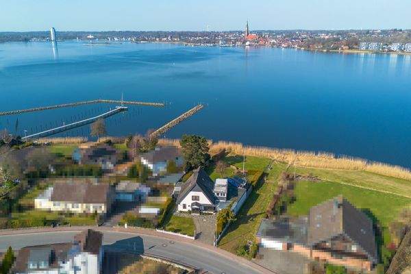 DI | Forbes Global Properties