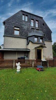 Blick seitlicher Hauseingang