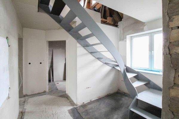 Flur EG mit Treppe