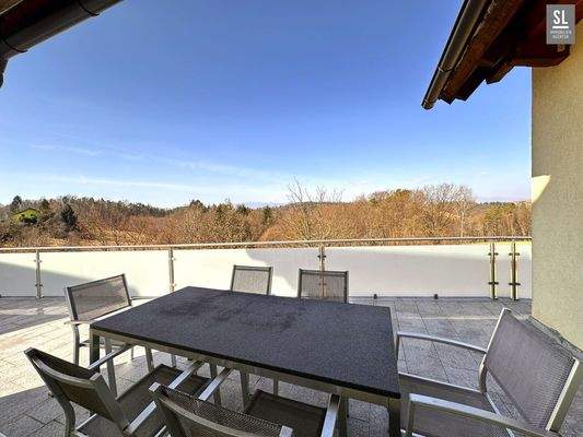 Westterrasse vor der Küche