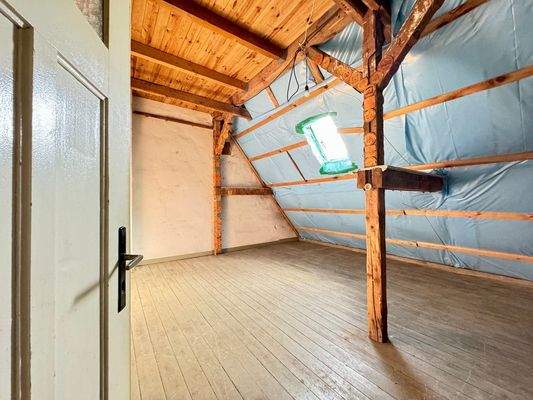 Ausbaufläche bis unter das Dach