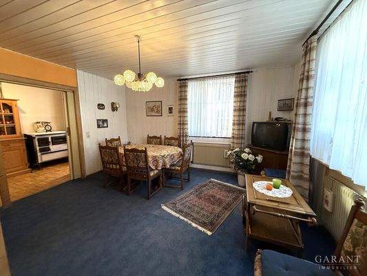 Küche mit Essbereich EG