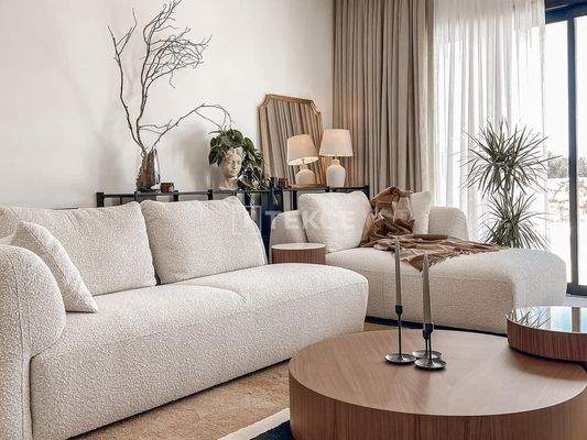 Detached Villa 100 m from the Sea in Esentepe