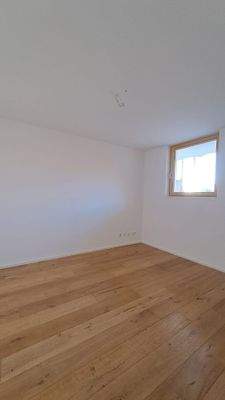 WhatsApp Image 2025-12-18 at 13.59.51