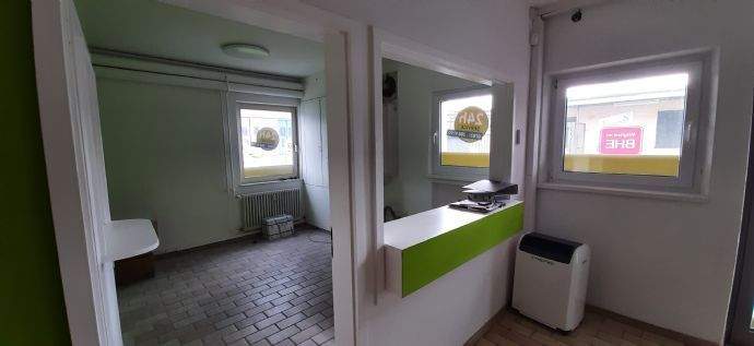 Büro mit Empfangstheke