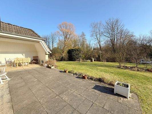 sonnige Südwest-Terrasse