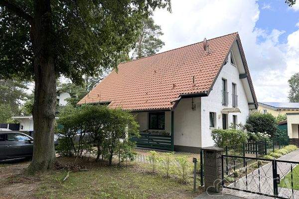 voll vermietetes Dreifamilienhaus