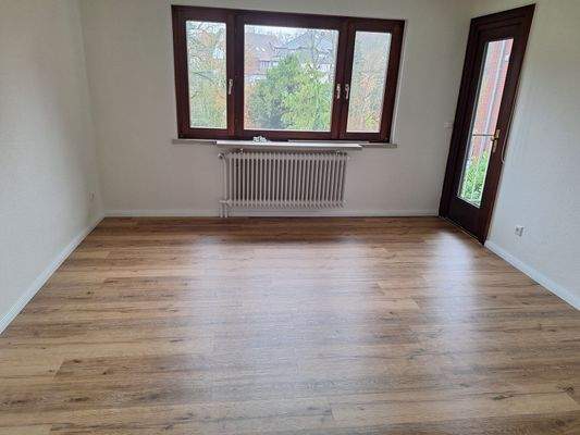 Schlafzimmer mit neuen Fußboden.jpg