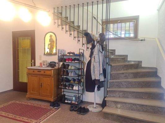 Diele Treppenhaus EG