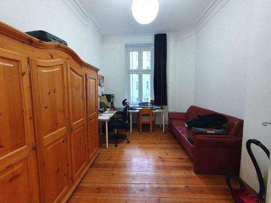 separates Zimmer (ca. 13 m²)