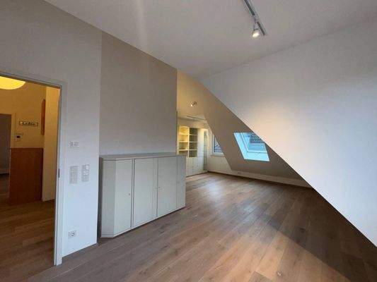 27_DG Raum vorne (1)