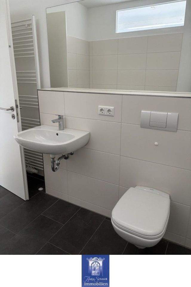Familienglück mit Balkon und Terrasse in ruhiger Lage! - Photo 3