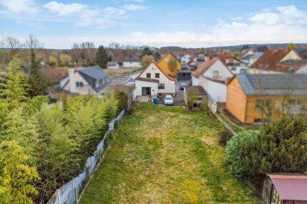 Ca 600 m² Gartenfläche/Bauland zur weiteren Bebauung 