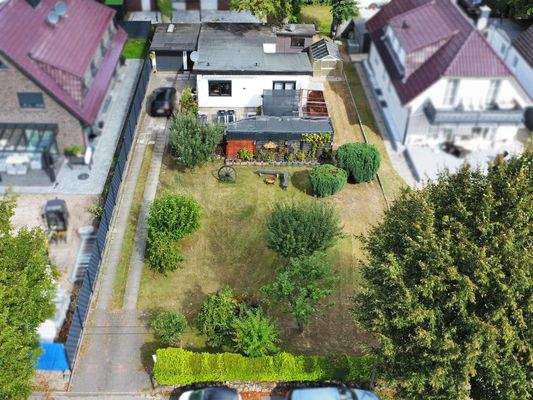 Drohnenaufnahme gesamtes Grundstück