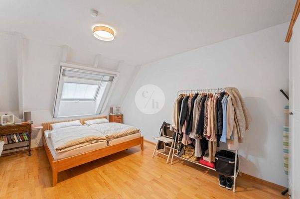 Elternschlafzimmer - DG