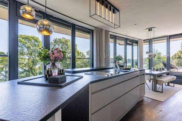 Küche und Essbereich