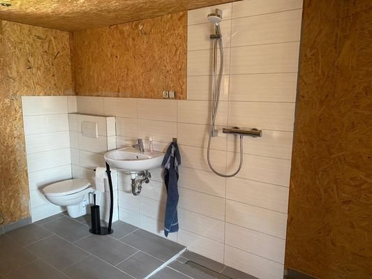 Gästebad im hinterem Haus