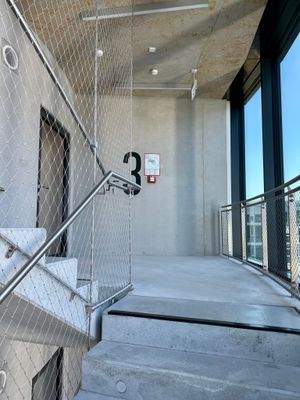 Treppenhaus im Industriedesign