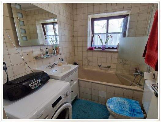 Bad m Wanne, WM-Platz, Fenster