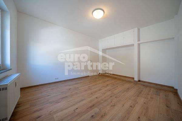 Schlafzimmer II (Wohnung OG)