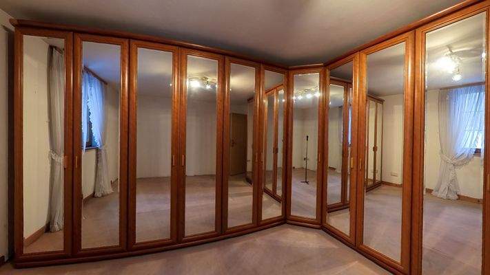 1. OG Schlafzimmer 1