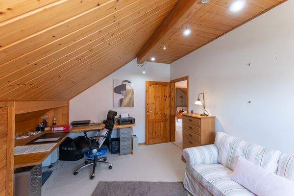 Kinderzimmer - Arbeitszimmer Dachgeschoss