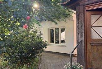 Eingang und Hinterhaus