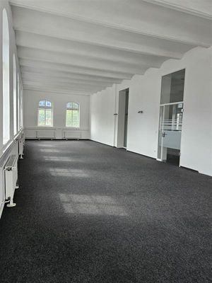 Büroraum 1 (85m²)