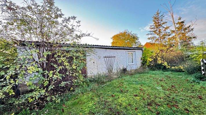 Garage mit Nebenraum