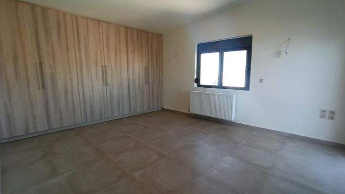 Kreta, Vlites: Apartment im ersten Stock mit Meer- und Bergblick zu verkaufen