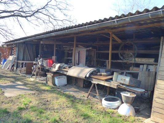 Überdachtes Freilager