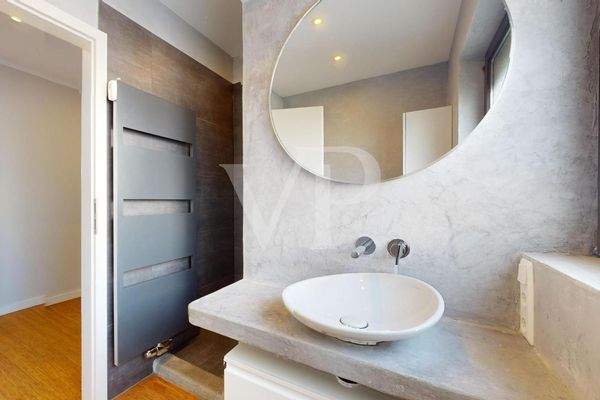 Tageslichtbad mit Dusche