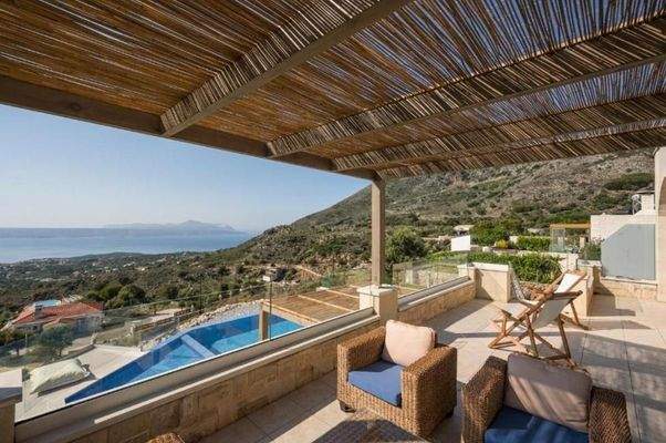 Kreta: Steinvilla mit Meerblick und Infinity-Pool in Drapanos zu verkaufen