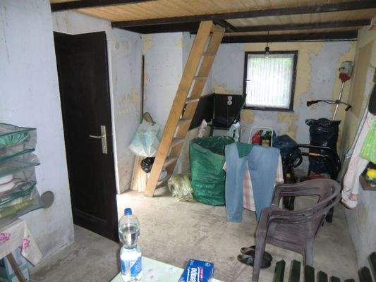 2. Gebäude Innen unsaniert.JPG