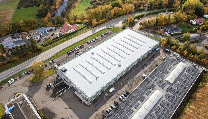 Luftaufnahme Halle 1 + 2