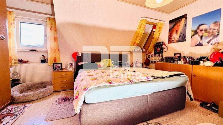 OG / DG Schlafzimmer