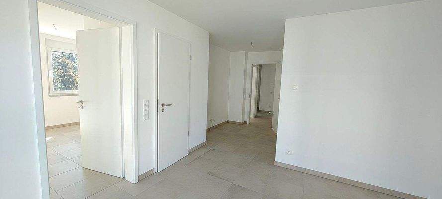 Küche, Abstellraum, Homeofficeplatz