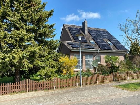 Frontansicht, Photovoltaik