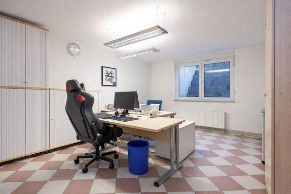 Hobby / Büro KG