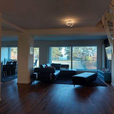 gemütlicher Wohnbereich mit Ostseeblick