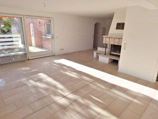 Wohn-und Esszimmer mit Terrassenzugang