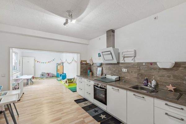 3. Gewerbeeinheit Kita