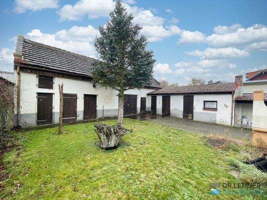 Scheune und Nebengelass