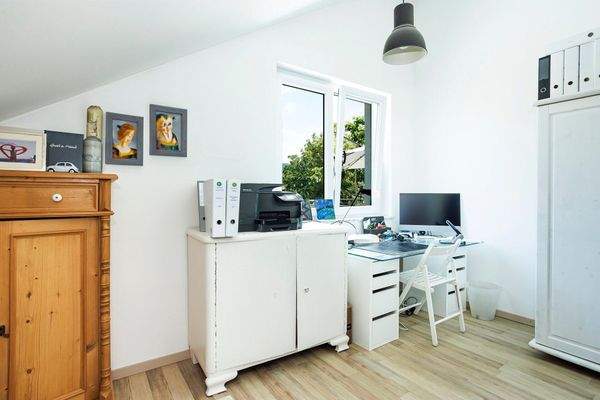 Kinderzimmer II / Büro