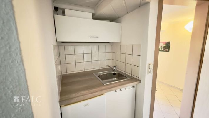 Küche im Büro Untergeschoss 